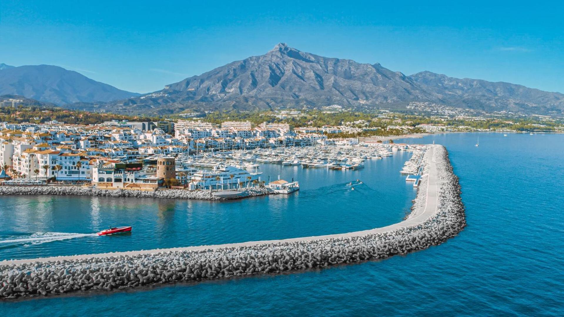 Luxury Penthouse In The Heart Of Puerto Banus Appartement *