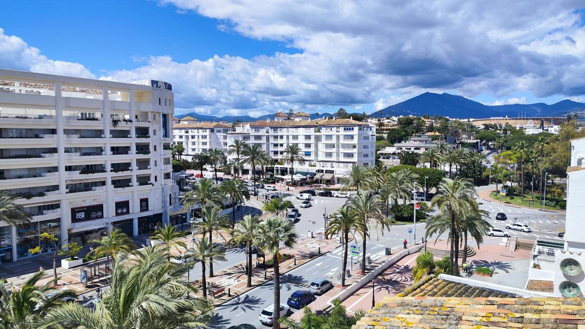 Apartment Luxury Penthouse In The Heart Of Puerto Banus *