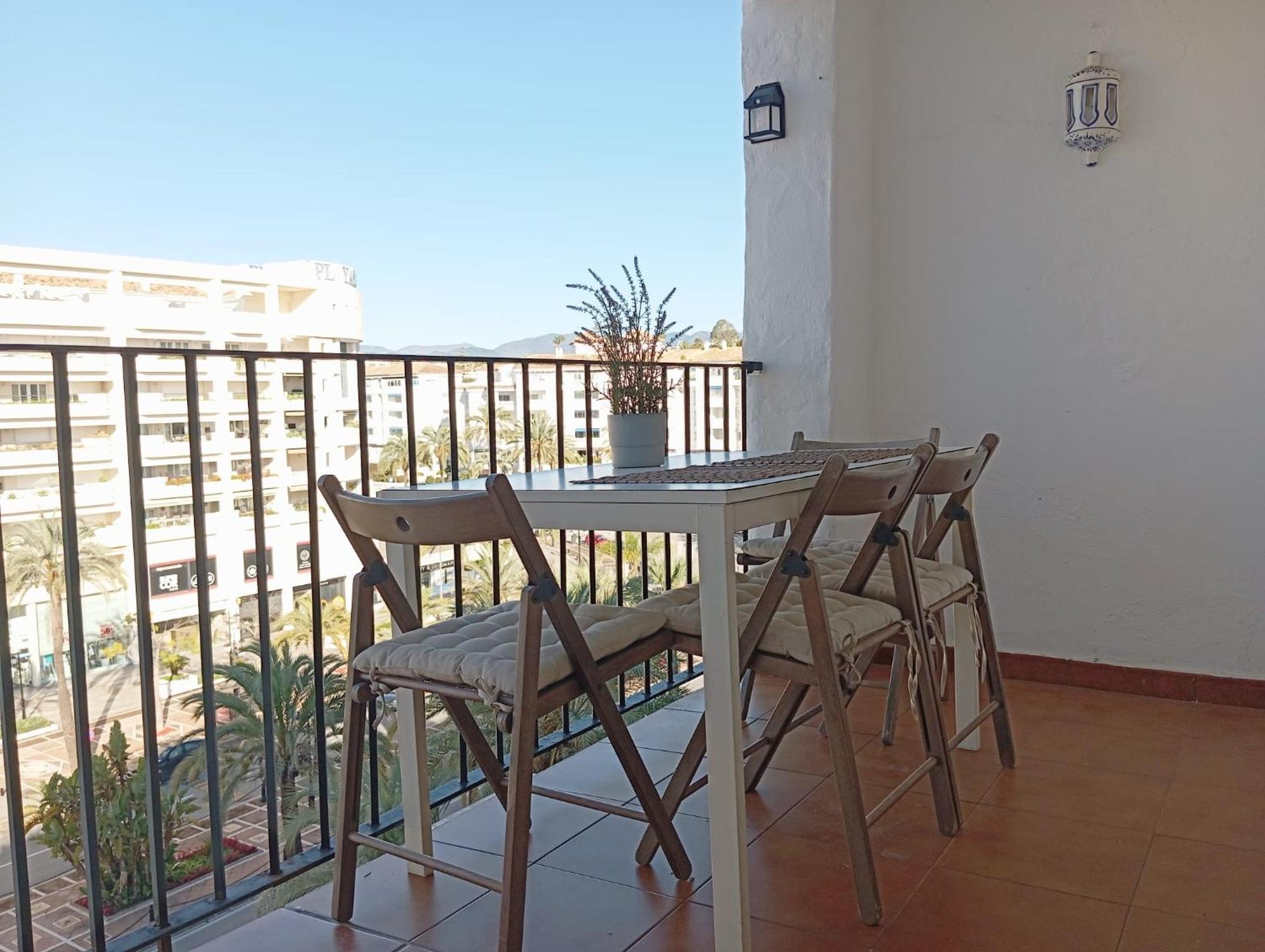 Luxury Penthouse In The Heart Of Puerto Banus *