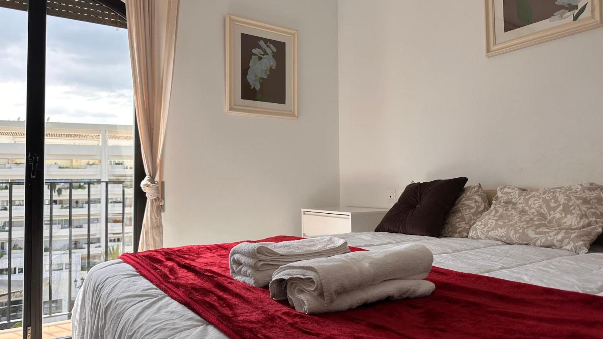 Apartment Luxury Penthouse In The Heart Of Puerto Banus Marbella